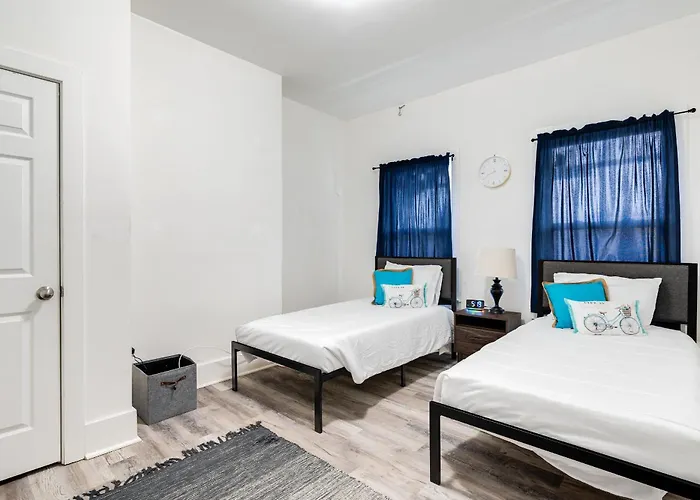 Charming Retreat Near Xu