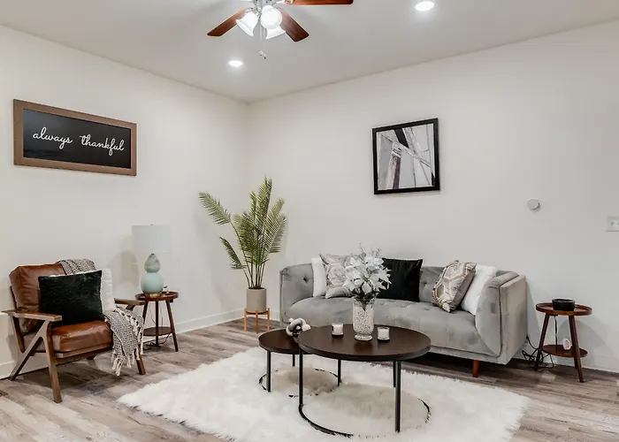 Charming Retreat Near Xu